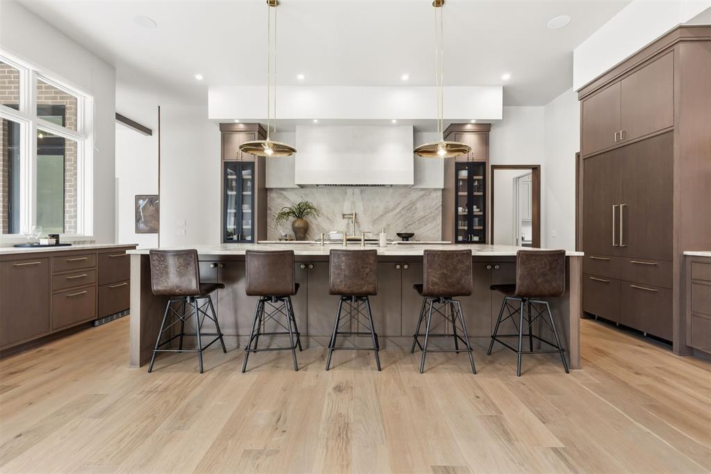 9708 Farmhouse Lane