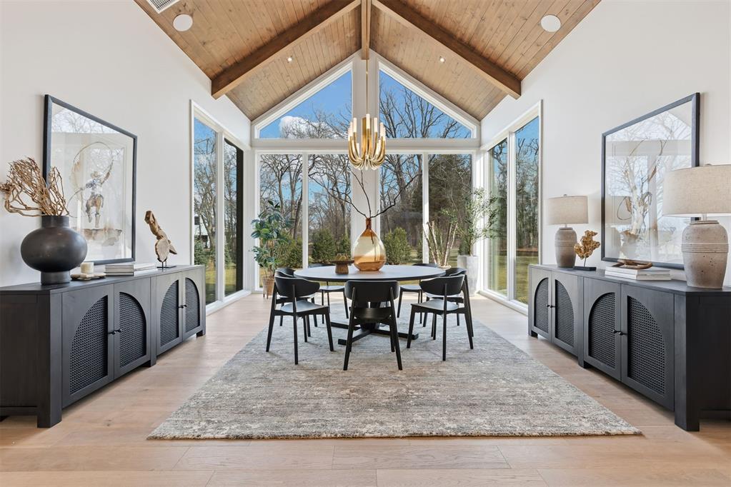 9708 Farmhouse Lane