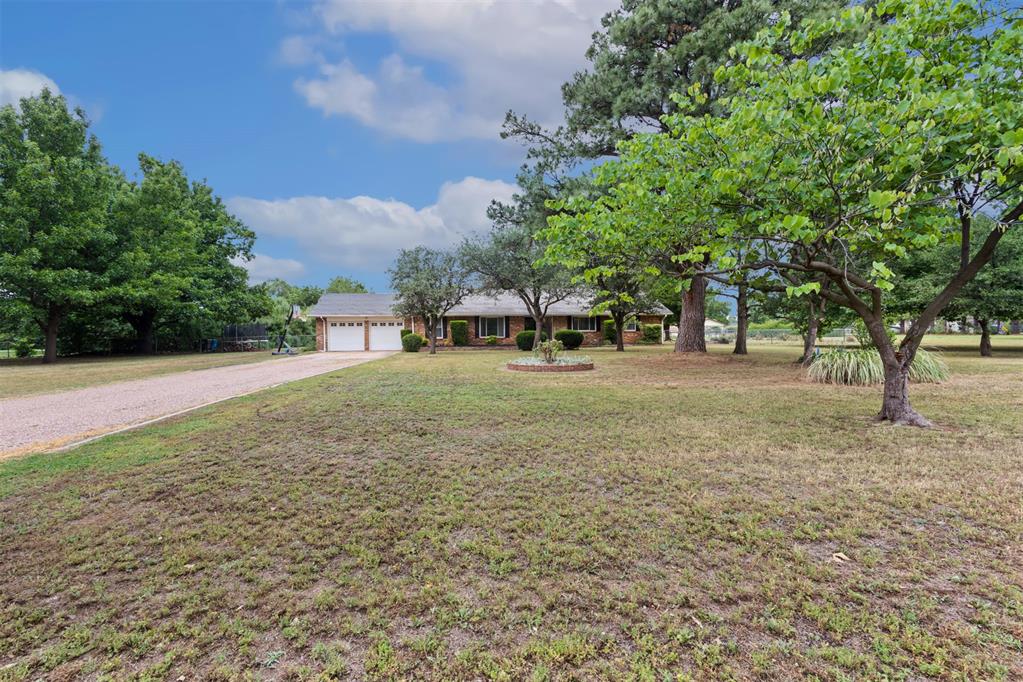 623 Greenbriar Avenue