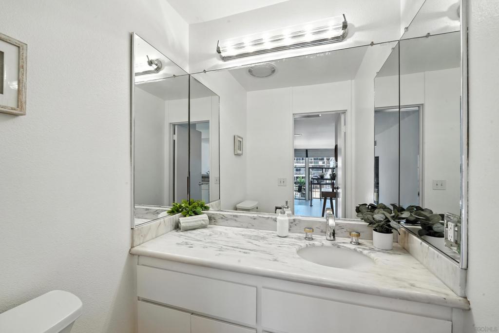 6229 MARINA PACIFICA DR N