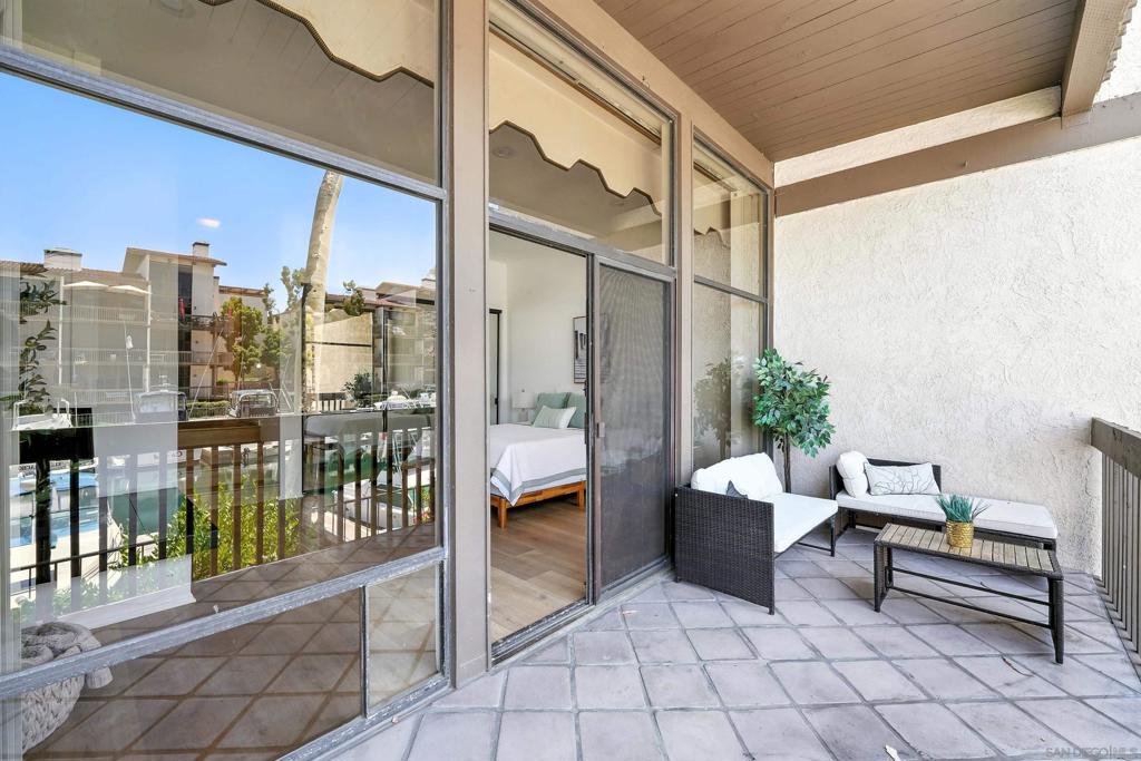 6229 MARINA PACIFICA DR N