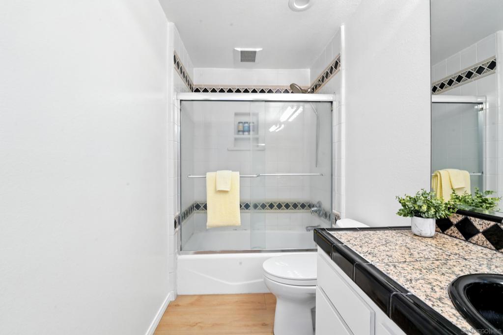 6229 MARINA PACIFICA DR N