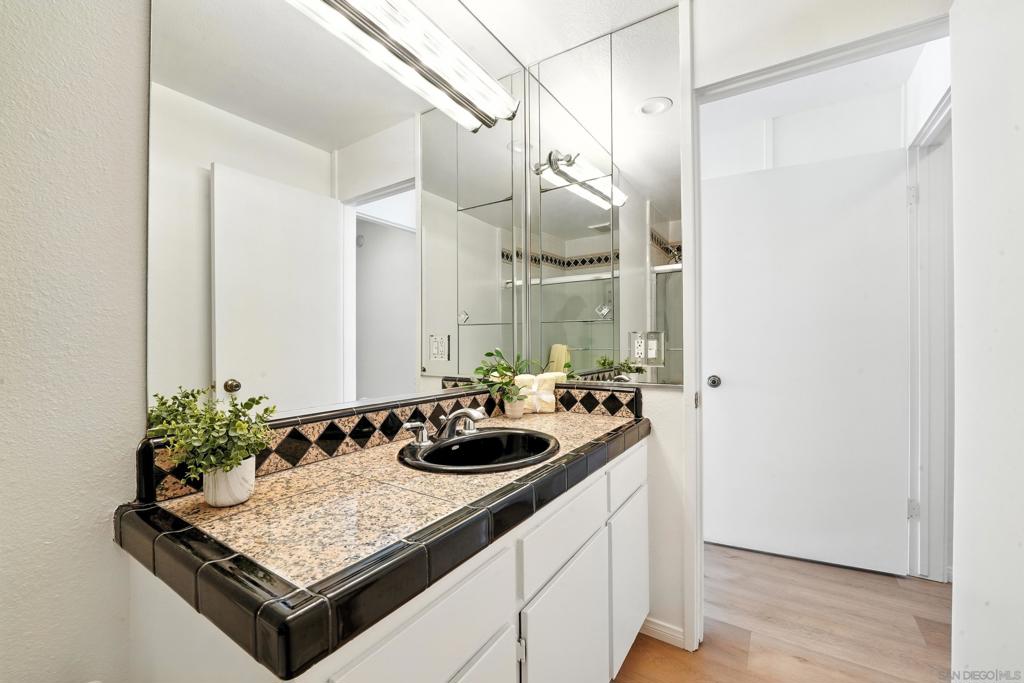 6229 MARINA PACIFICA DR N