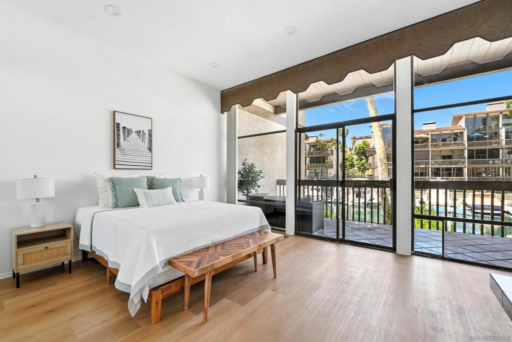 6229 MARINA PACIFICA DR N