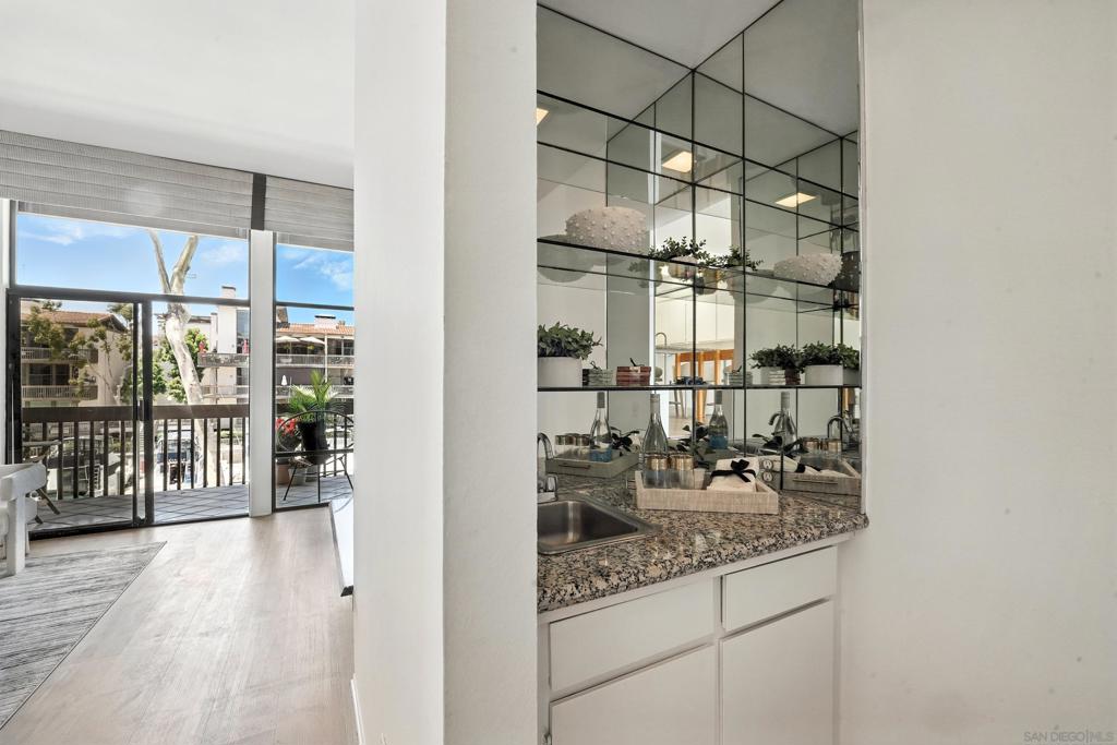 6229 MARINA PACIFICA DR N