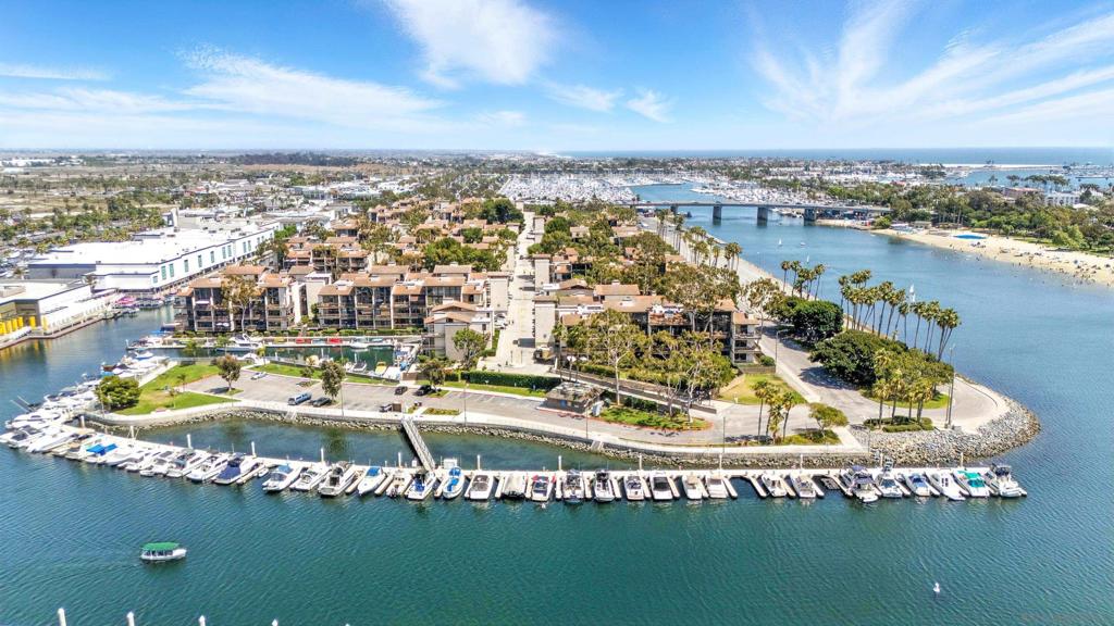 6229 MARINA PACIFICA DR N