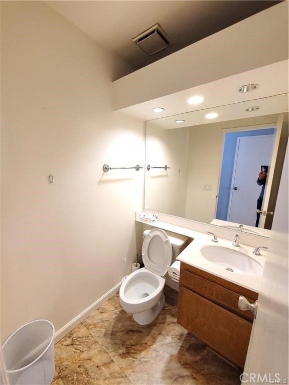 21705 Laurelrim Drive Unit: D