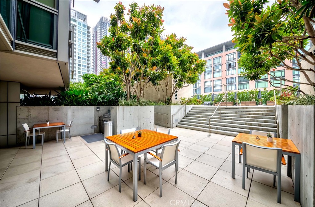 1155 S Grand Avenue 1008