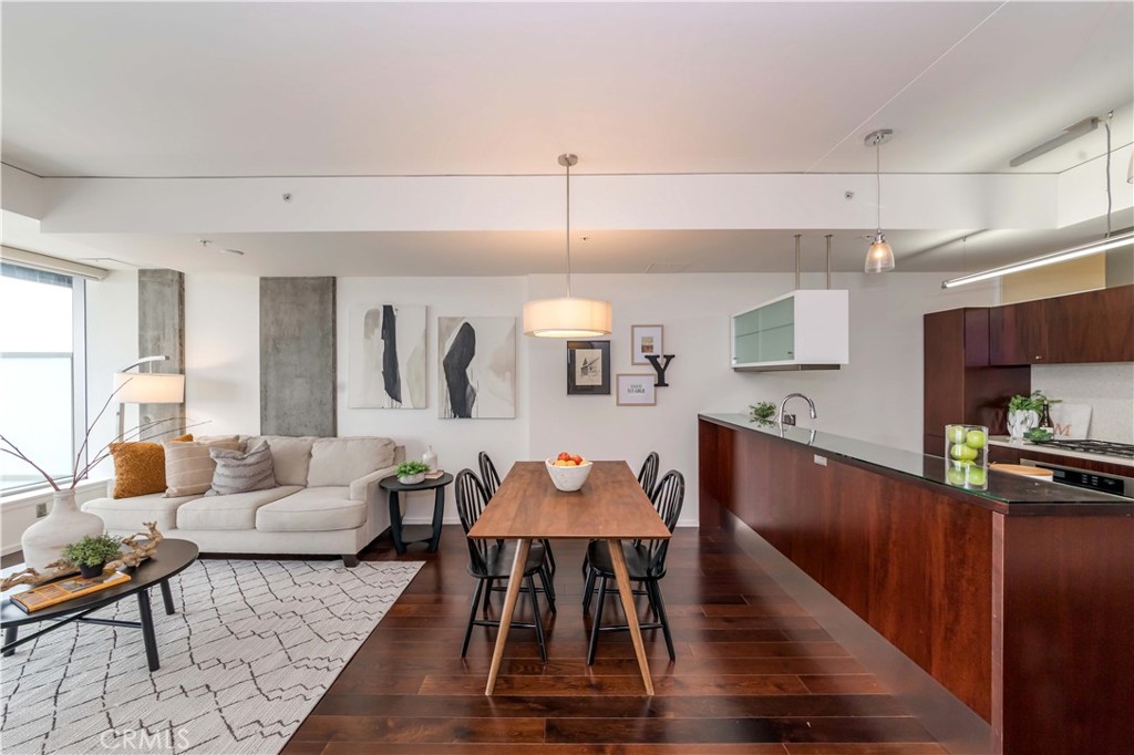 1155 S Grand Avenue 1008