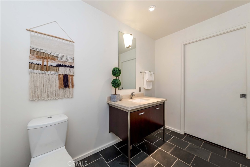 1155 S Grand Avenue 1008