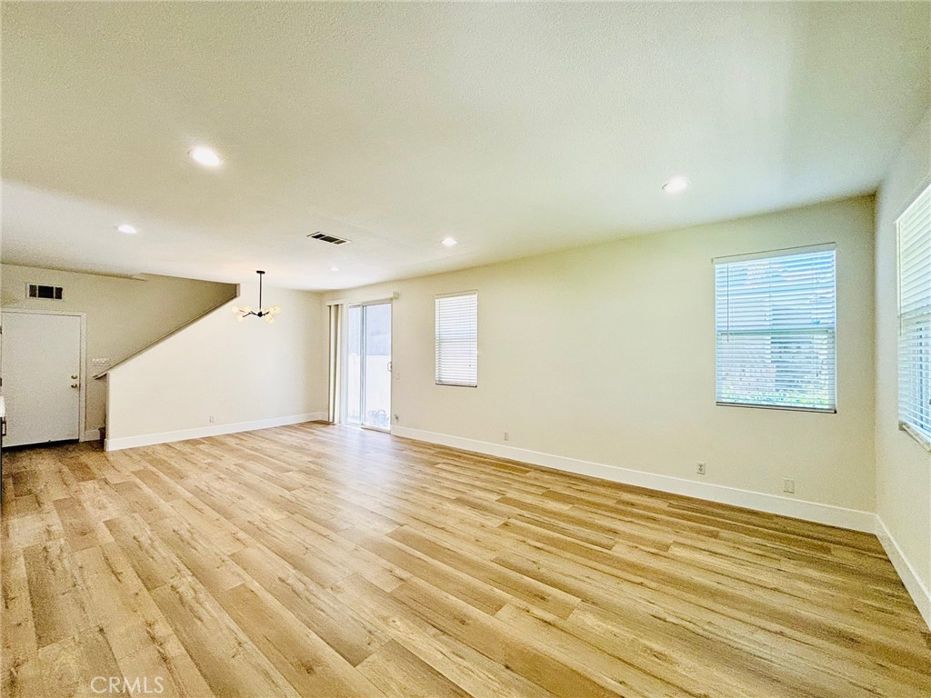 1811 Beazley Court