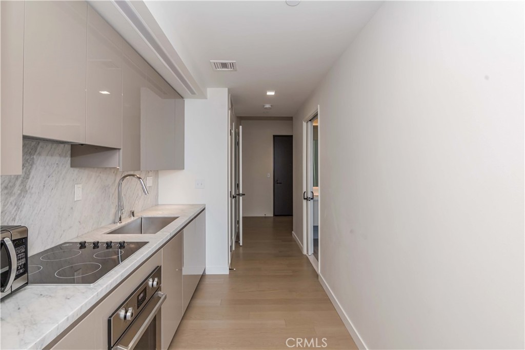 1050 S Grand Avenue 1505