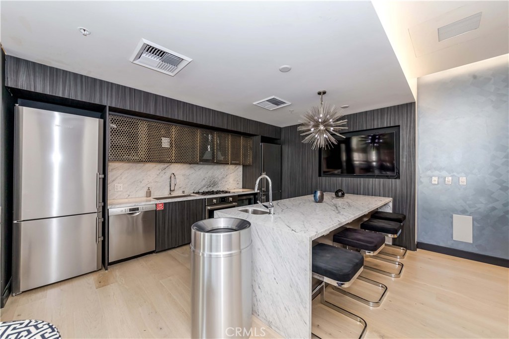 1050 S Grand Avenue 1505