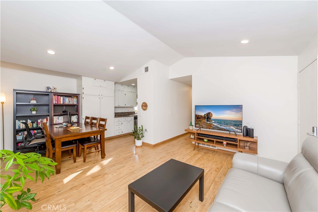 7777 Glendale Circle 374