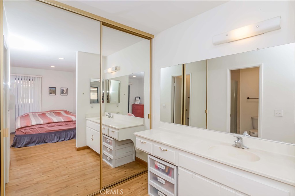7777 Glendale Circle 374