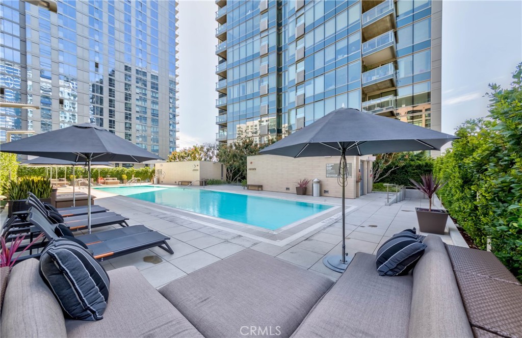 1155 S Grand Avenue 320