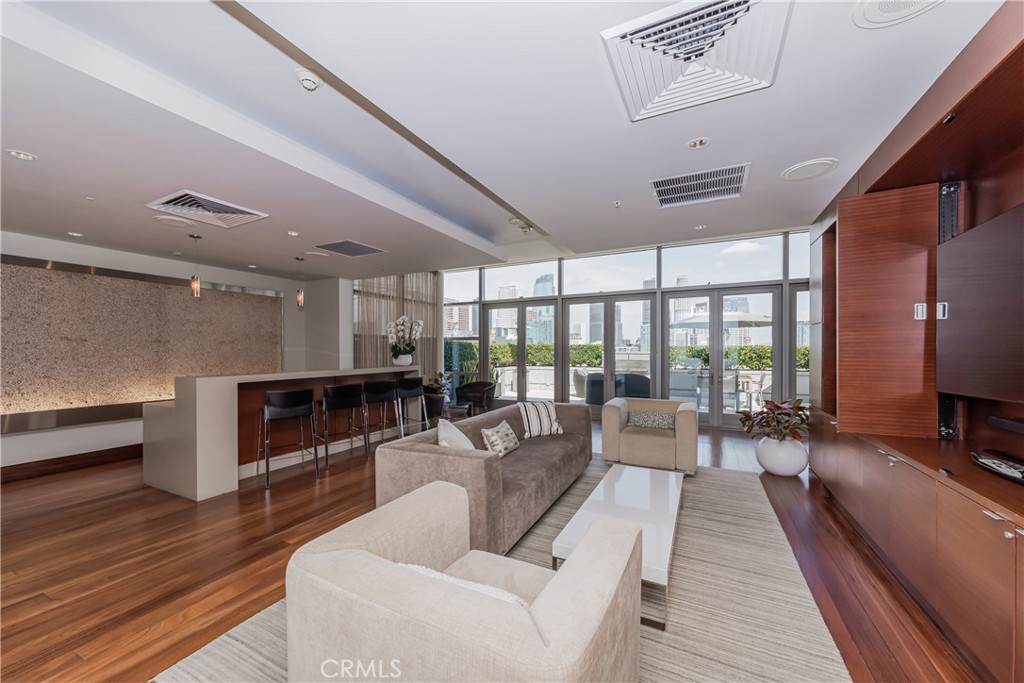 1155 S Grand Avenue 320