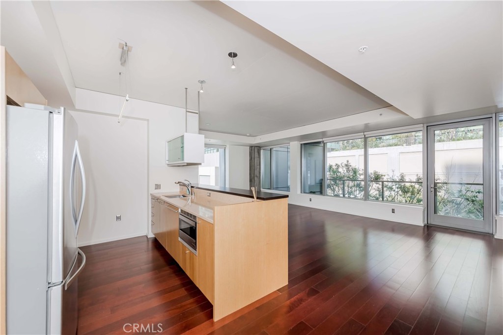 1155 S Grand Avenue 320