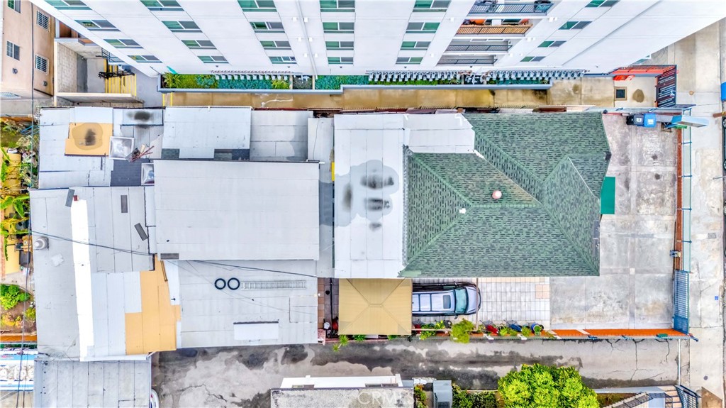 1025 S Catalina Street