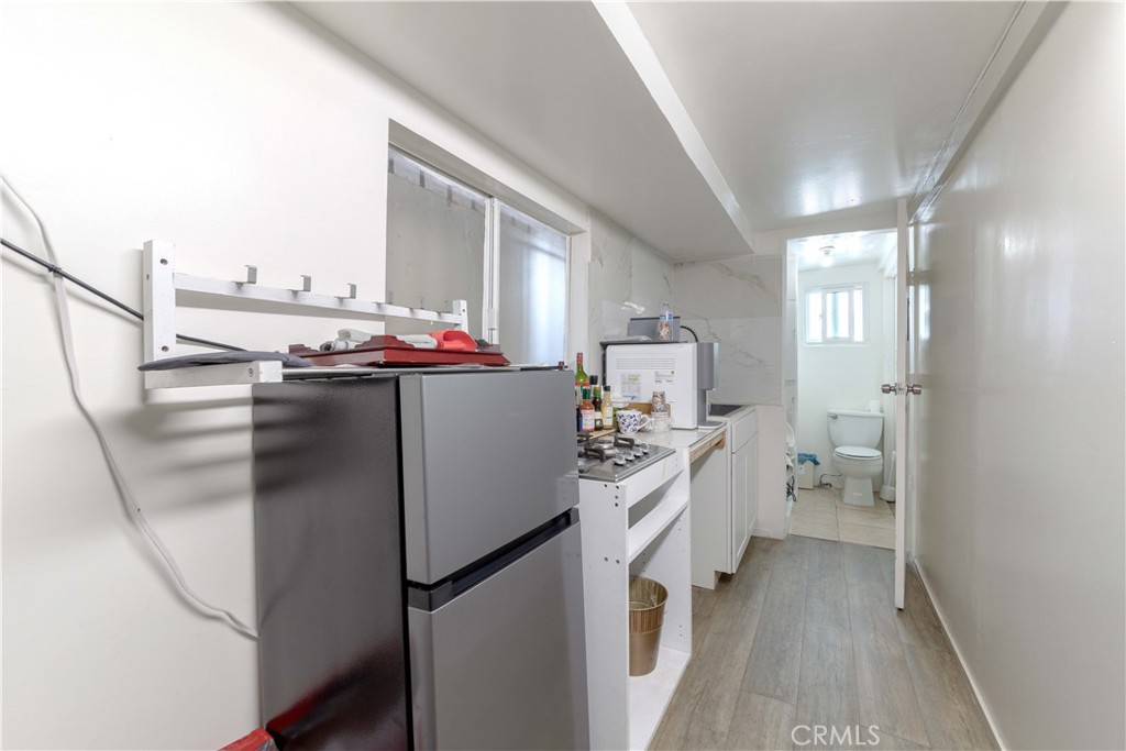 1025 S Catalina Street