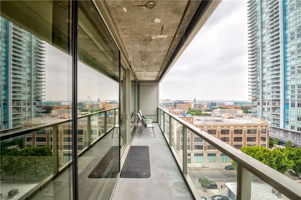 1155 S Grand Avenue 1008
