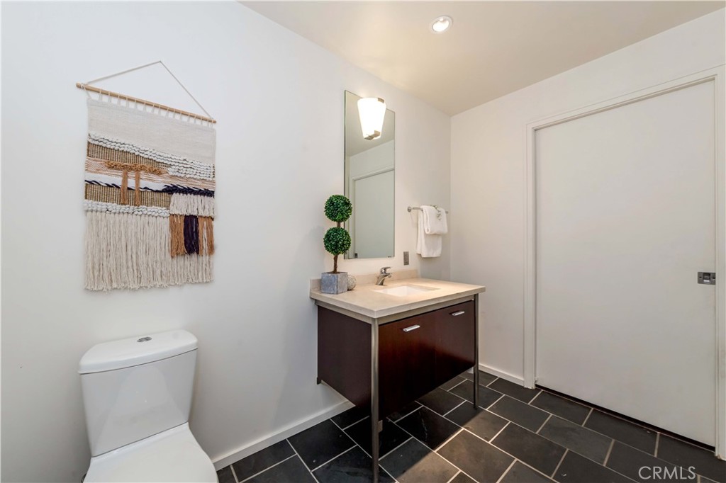 1155 S Grand Avenue 1008