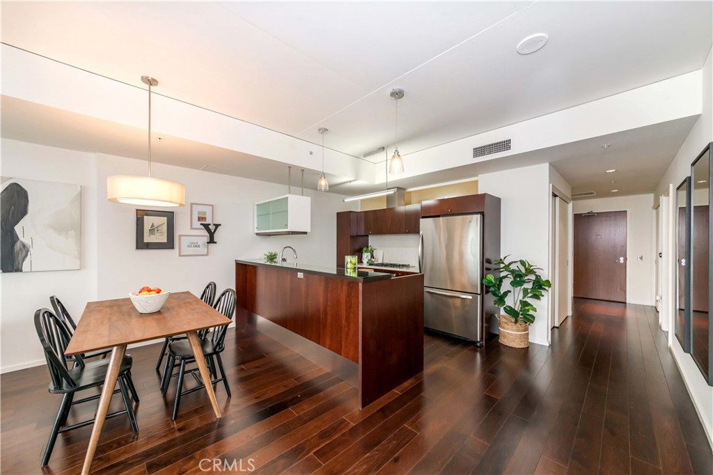 1155 S Grand Avenue 1008