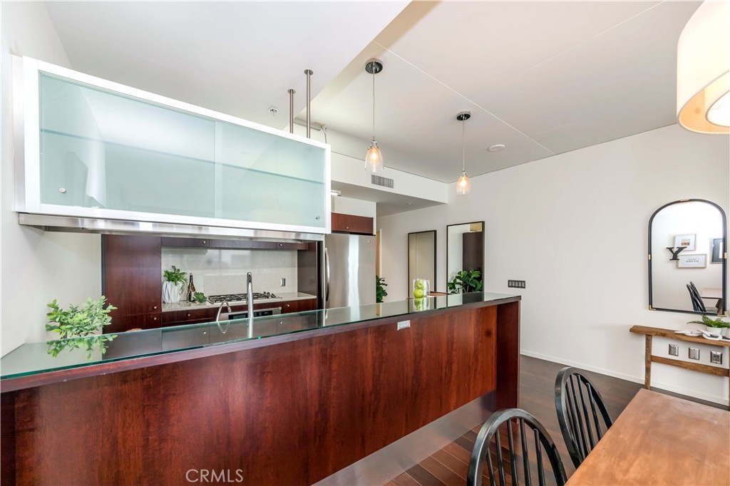 1155 S Grand Avenue 1008