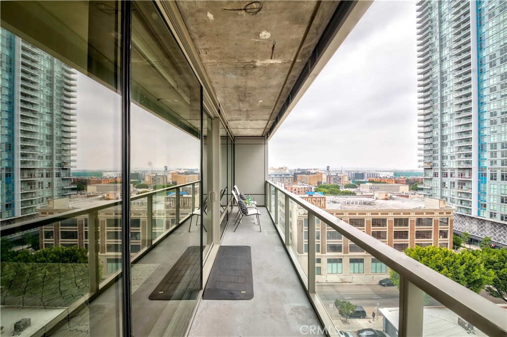 1155 S Grand Avenue 1008