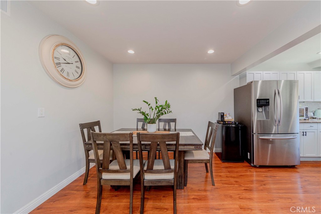 1755 Avenida Selva 60