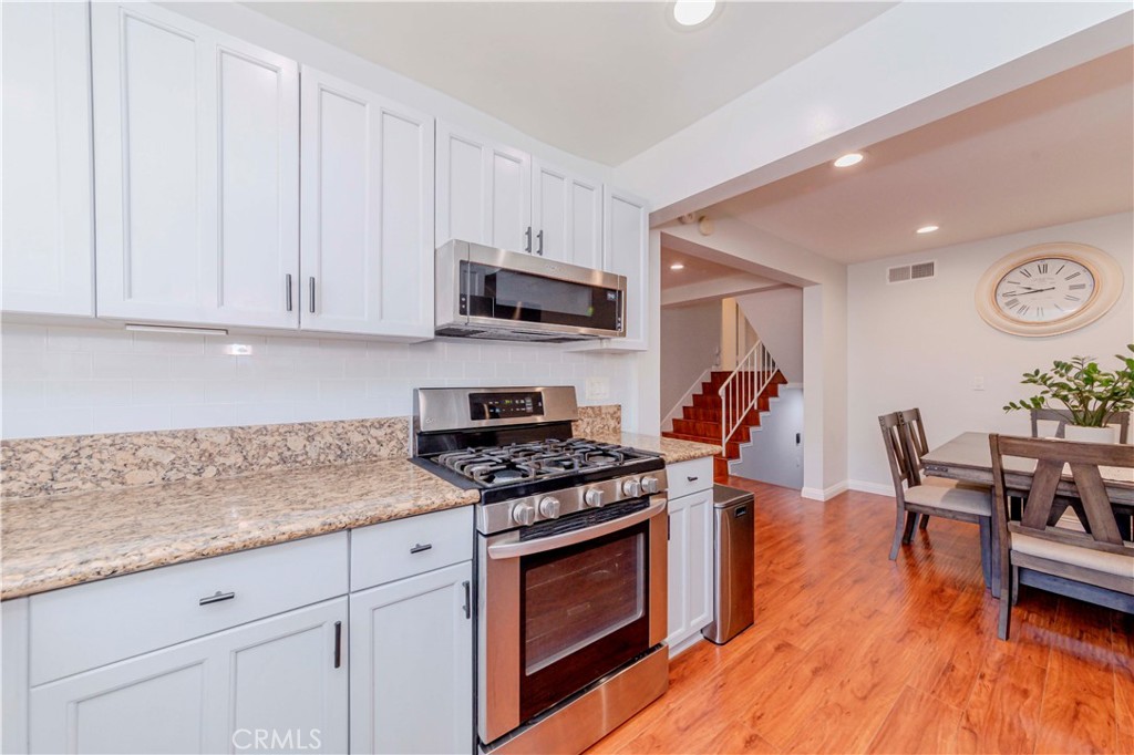 1755 Avenida Selva 60