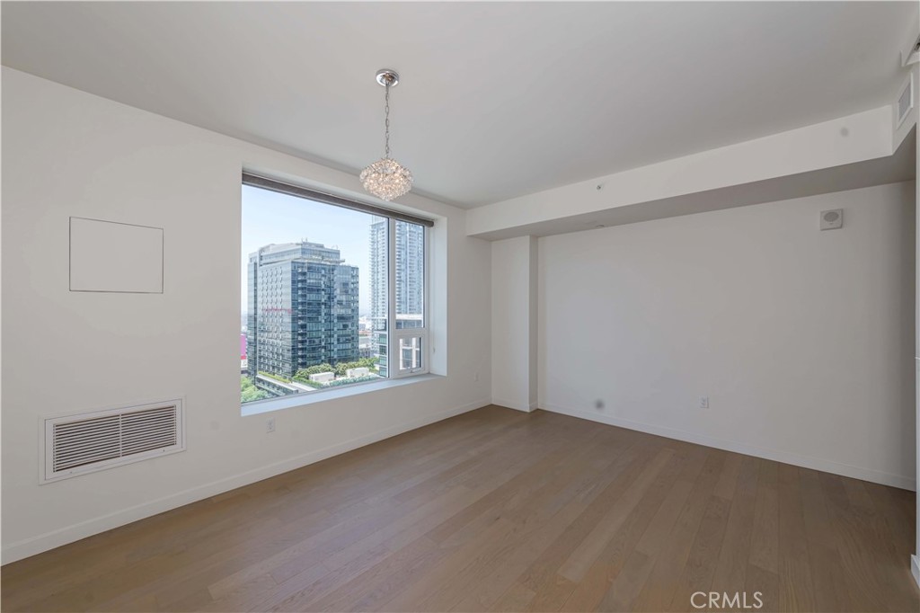 1050 S Grand Avenue 1505