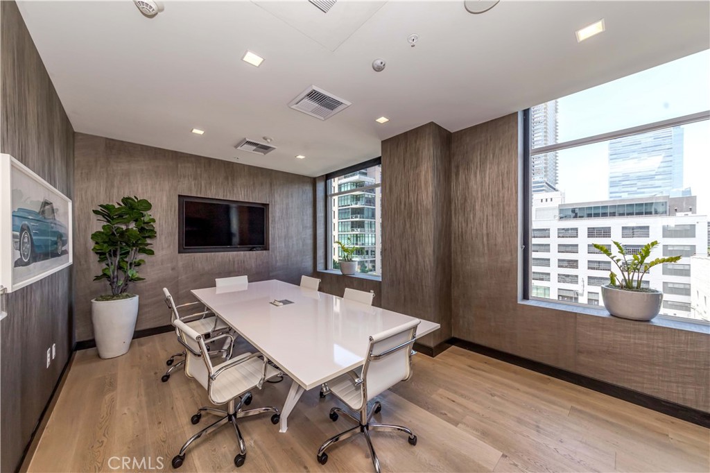 1050 S Grand Avenue 1505