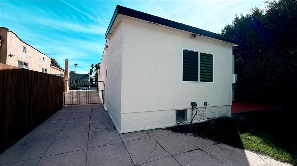 423 S Citrus