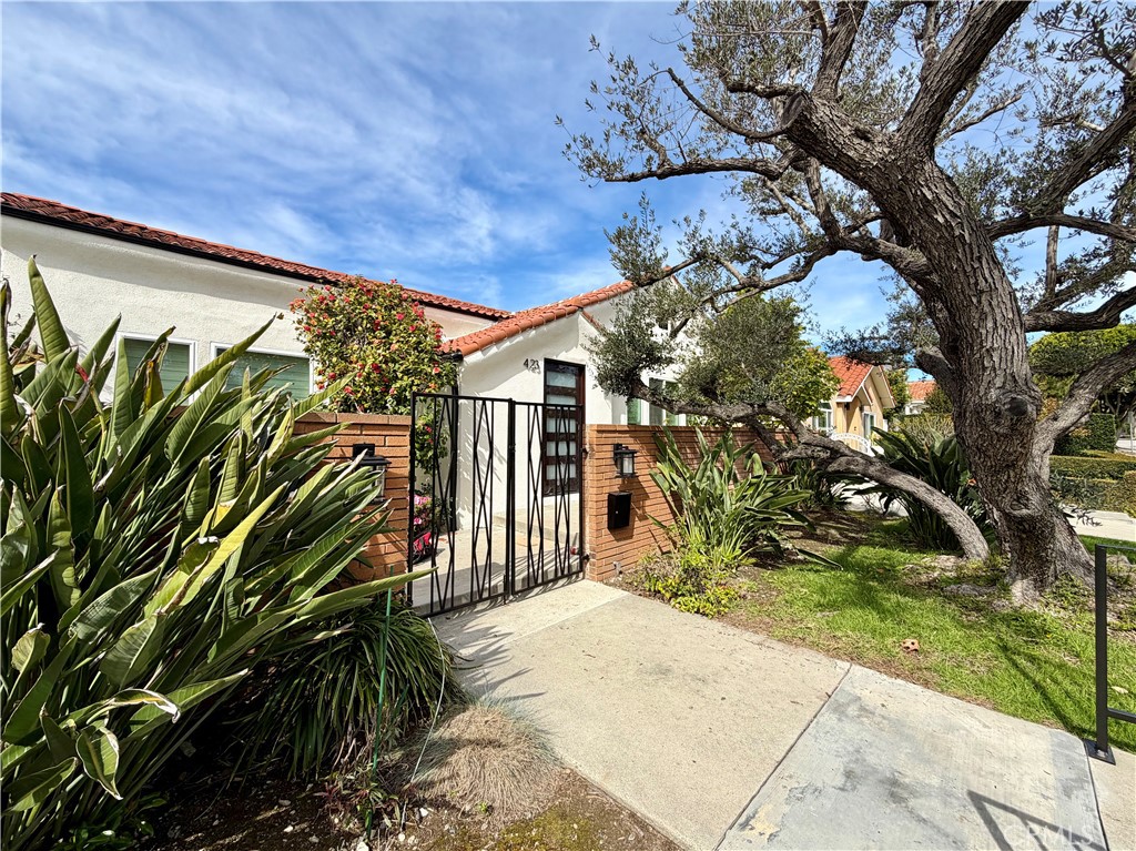 423 S Citrus