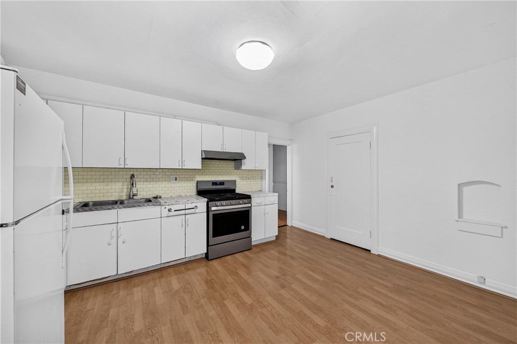 139 S Manhattan