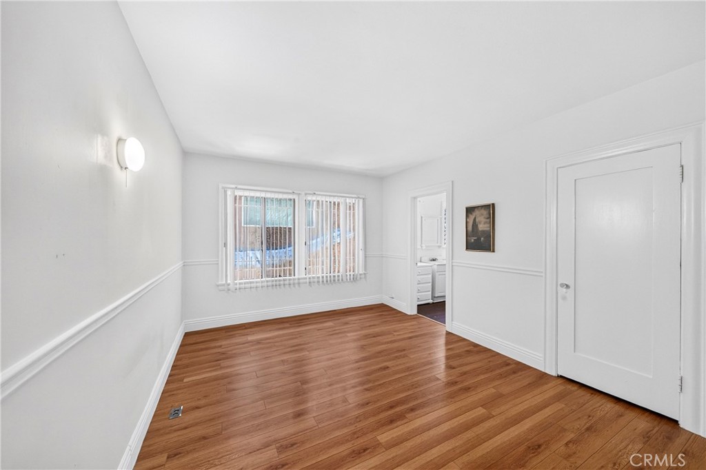 139 S Manhattan