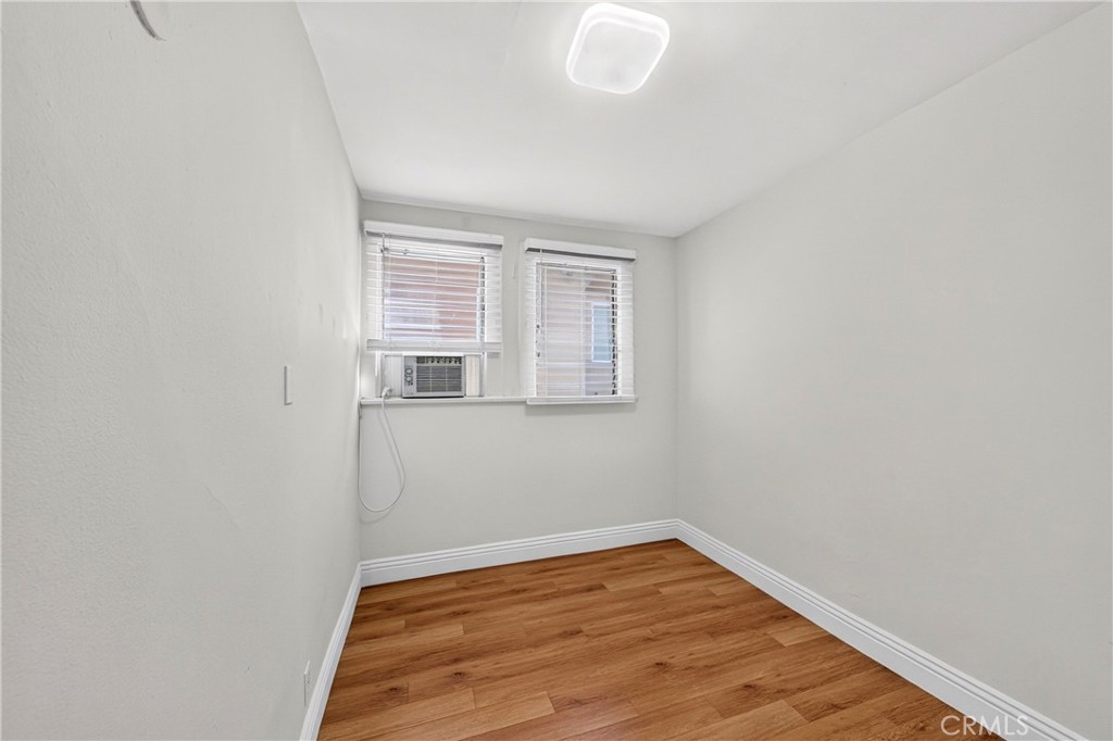 139 S Manhattan