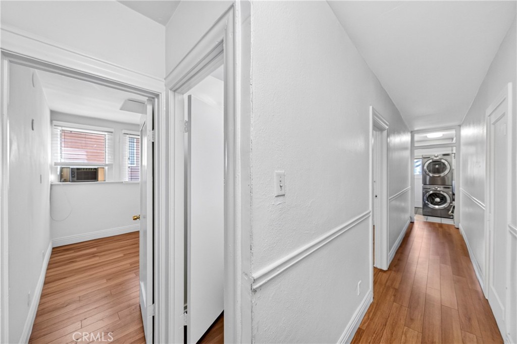 139 S Manhattan
