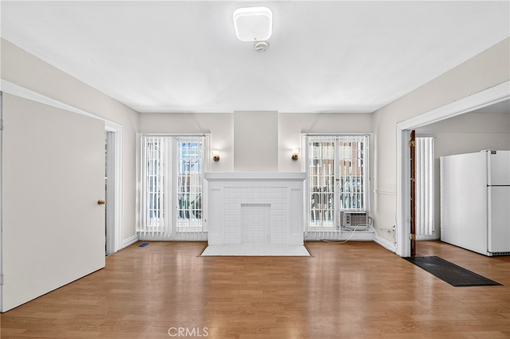 139 S Manhattan