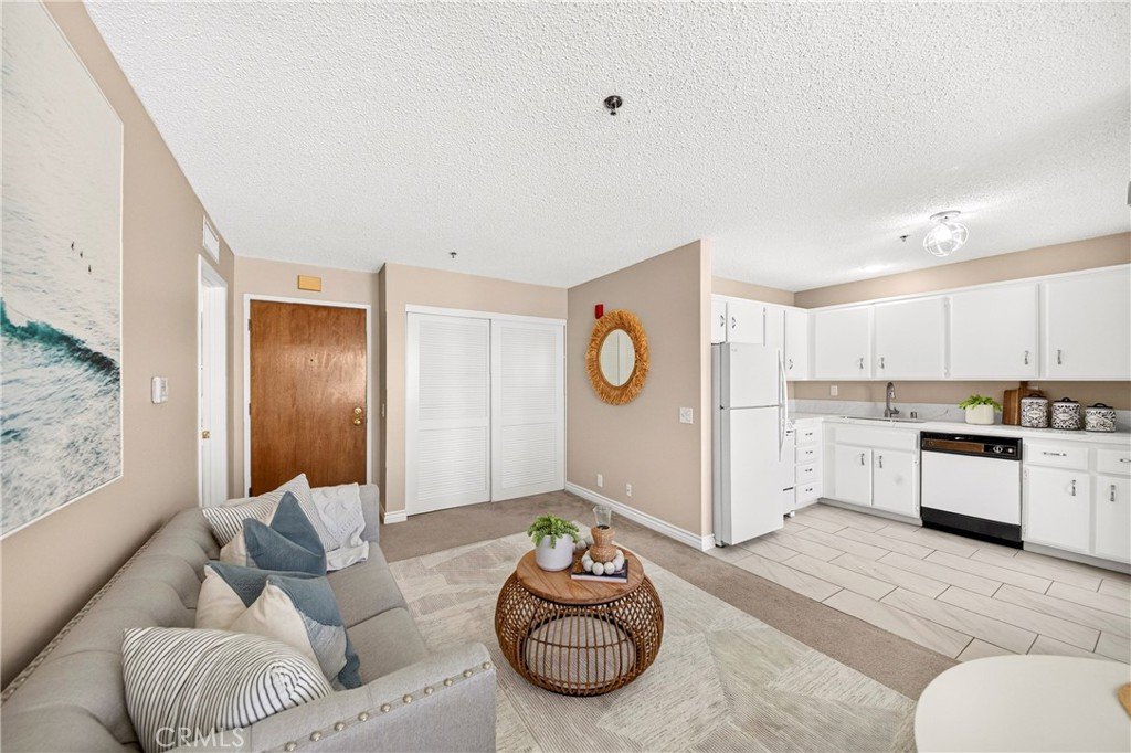 351 N Ford Avenue 221