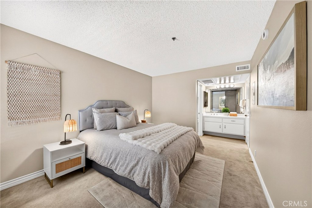 351 N Ford Avenue 221