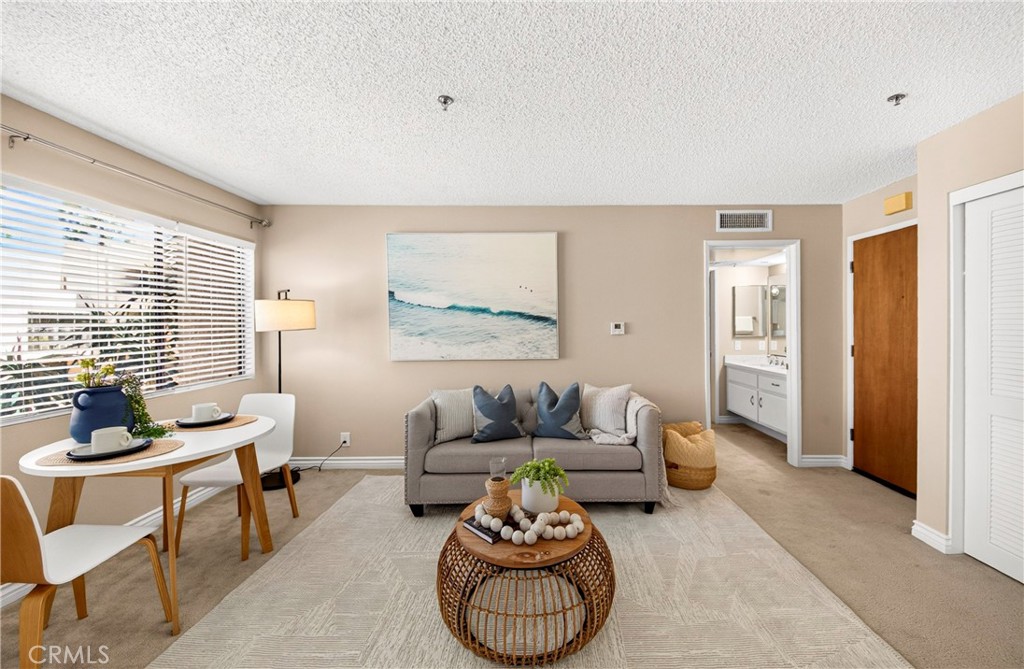 351 N Ford Avenue 221