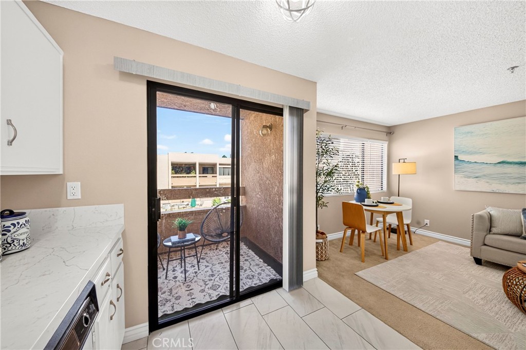 351 N Ford Avenue 221
