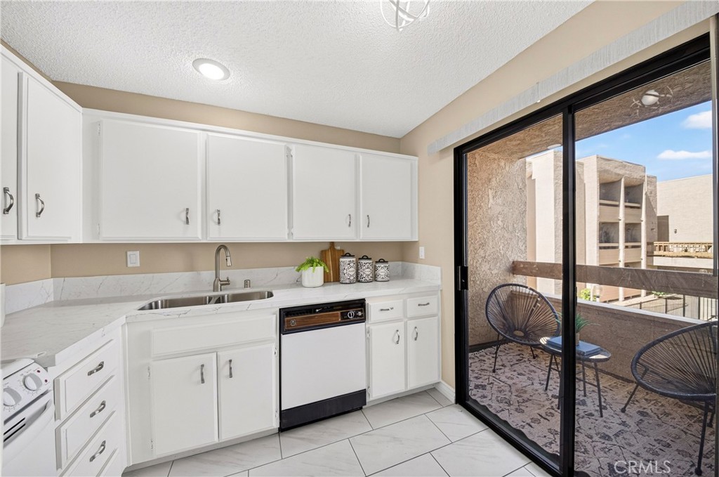351 N Ford Avenue 221