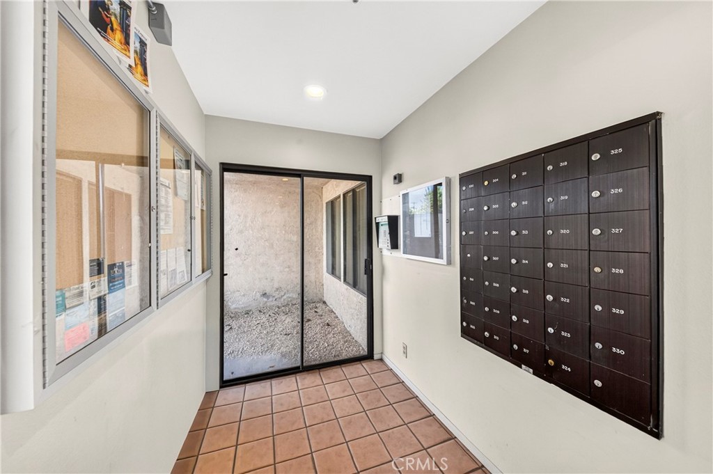 351 N Ford Avenue 221