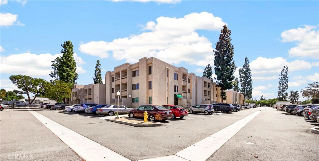 351 N Ford Avenue 221