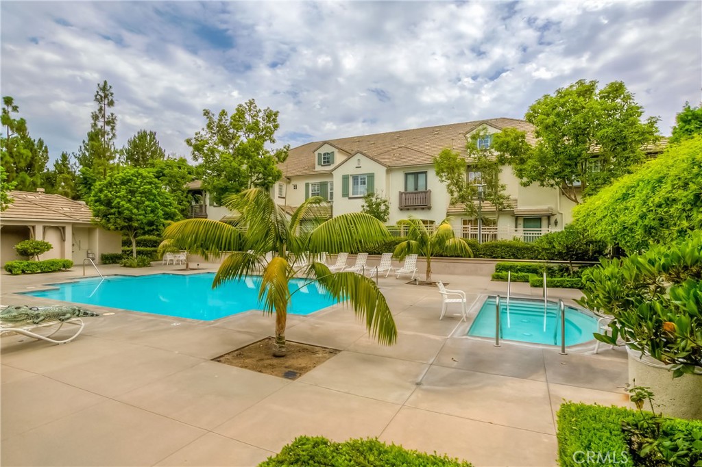 18 Cabazon Unit: 5
