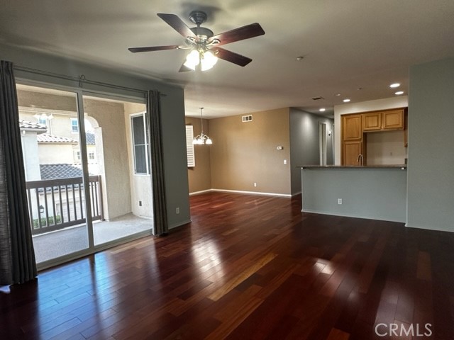 351 N Magnolia Avenue Unit: 4