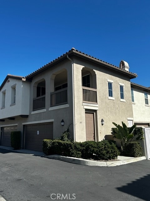 351 N Magnolia Avenue Unit: 4